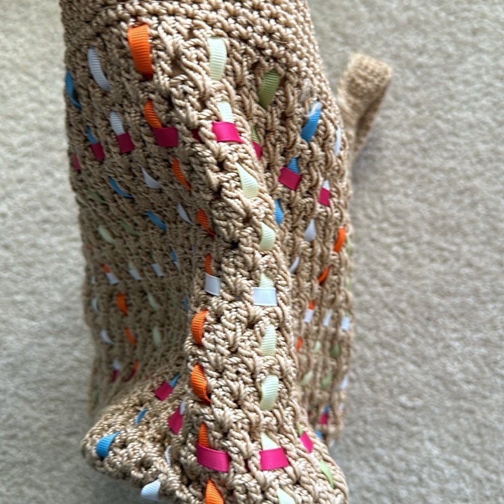 The Sak Y2K 90s Knit Crochet w/ Woven Ribbons Tan & Rainbow Purse. - Picture 9 of 10